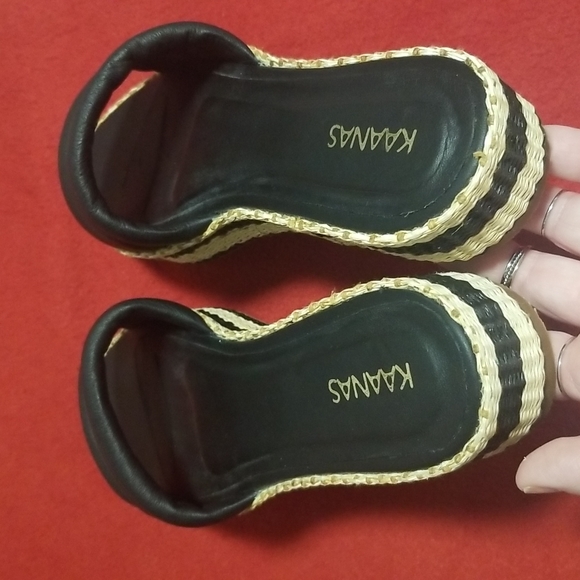 KAANASBalfour Chunky Platform Sandals - Picture 14 of 16